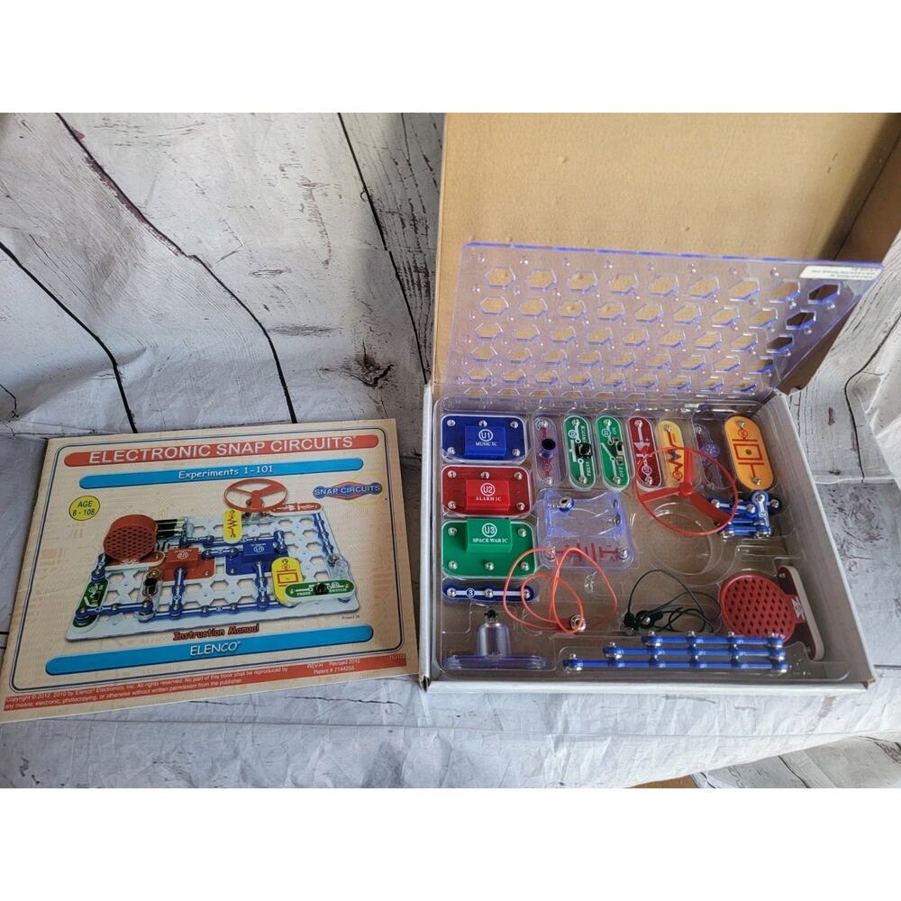 ELENCO Snap Circuits Jr. 100 Experiments Electronics Discovery Kit Complete Read